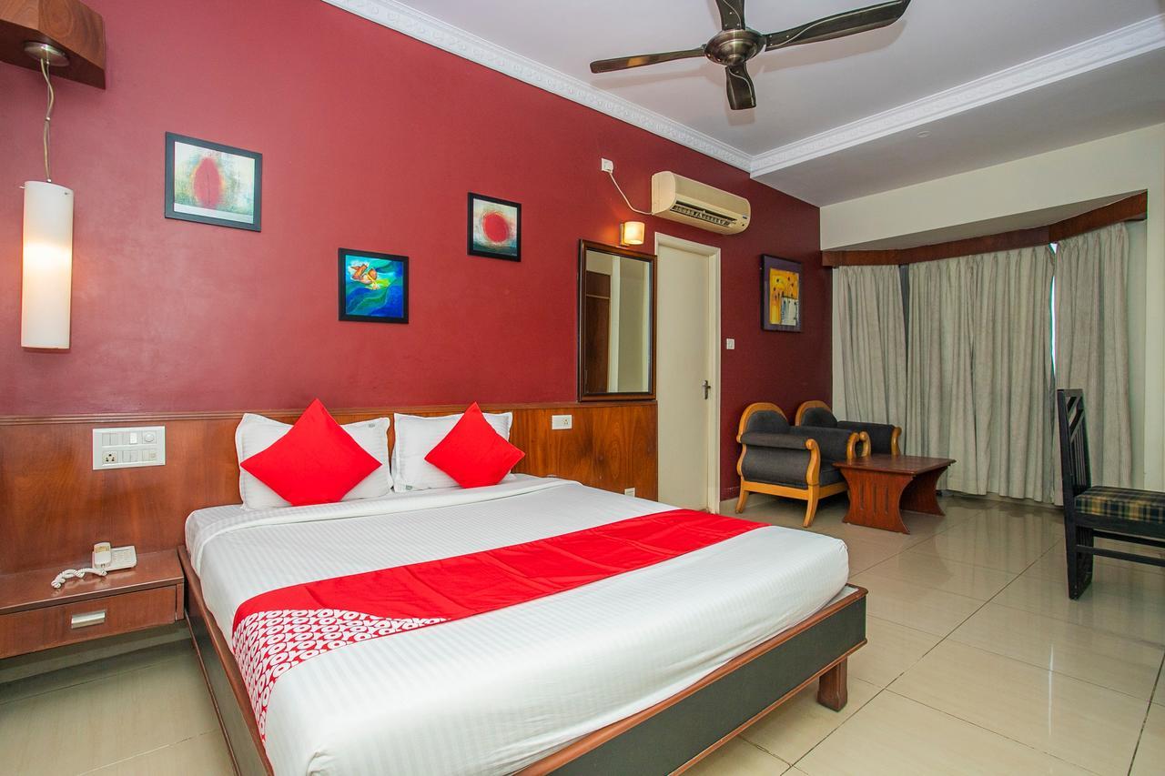 Oyo 18762 Vaishnavi Residency Hotel บังกาลอร์ ภายนอก รูปภาพ